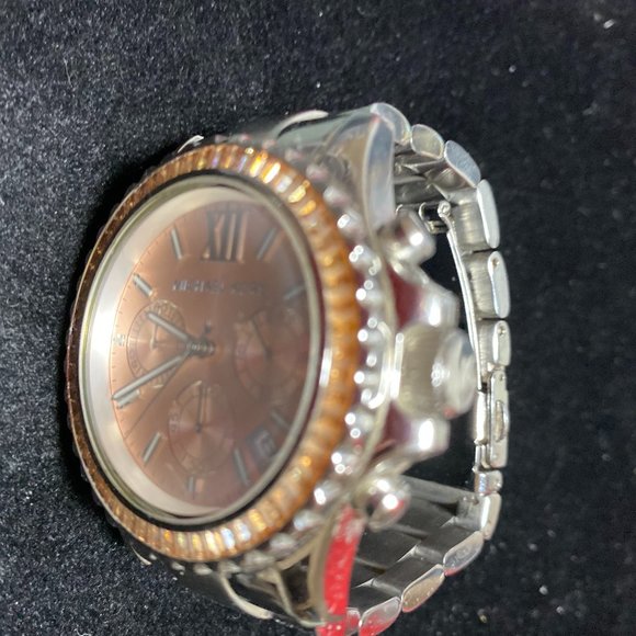 Michael Kors Women's Everest Chronograph Watch - Picture 3 of 3